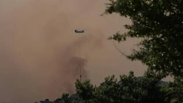 Söndürme çalışmaları sürüyor