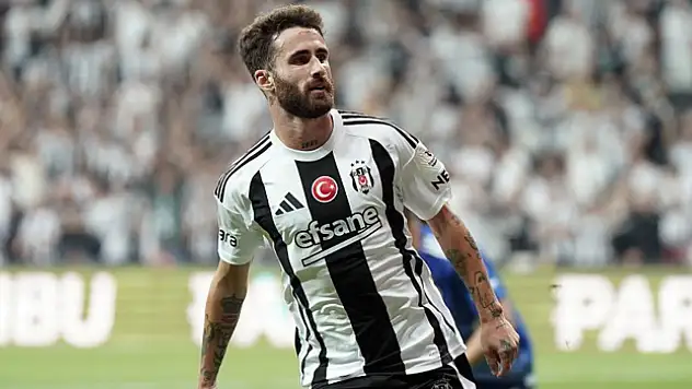 Rafa Silva boş geçmedi