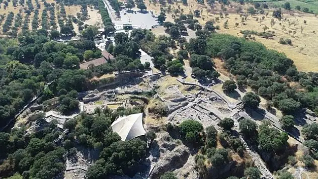 Sur duvarını gün ışığına çıkarıyor