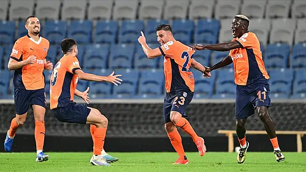 RAMS Başakşehir tur için sahaya çıkacak