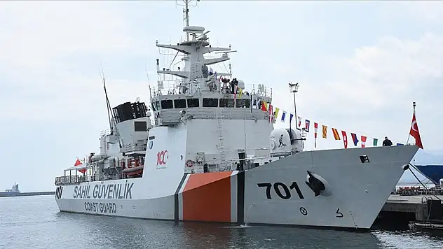 Samsun'da TCSG-Dost gemisi ziyarete açıldı