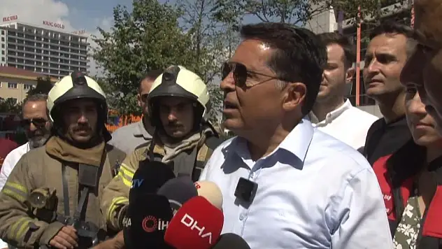 Esenyurt Belediye Başkanı Özer: '100 vatandaşımız tahliye edildi, 15 kişi hastaneye kaldırıldı'