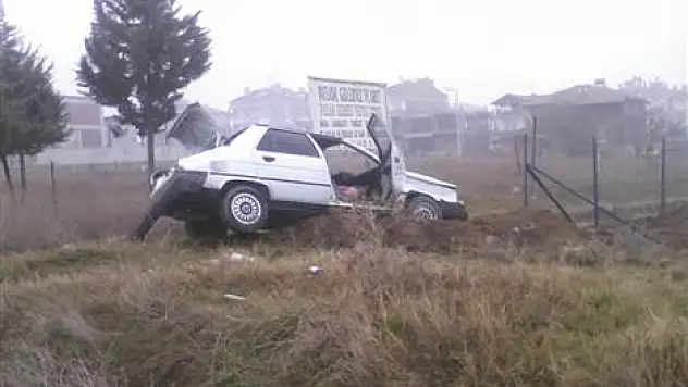 Otomobil Takla Attı: 2 Yaralı