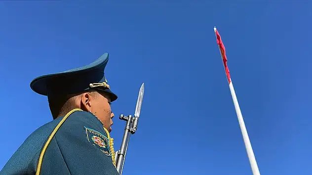 Kırgızistan Cumhuriyeti 33 yaşında