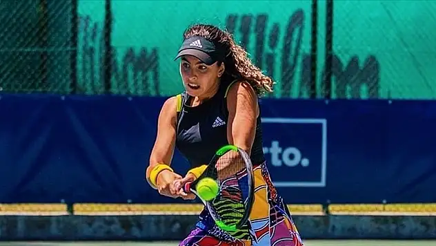 Milli tenisçi Ayla Aksu,  şampiyon oldu