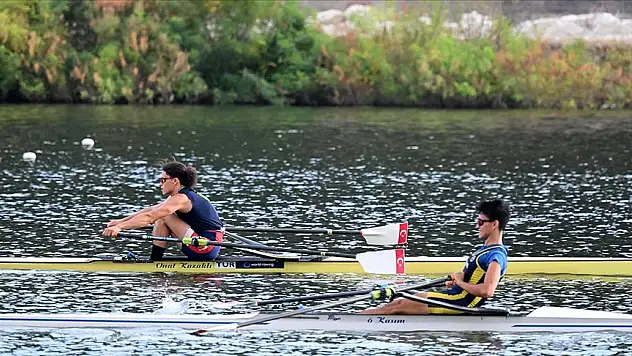 Meriç Nehri'nde milli mesai sürüyor