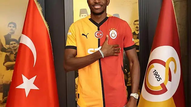 Victor Osimhen, Galatasaray'ın 6. Nijeryalı futbolcusu oldu