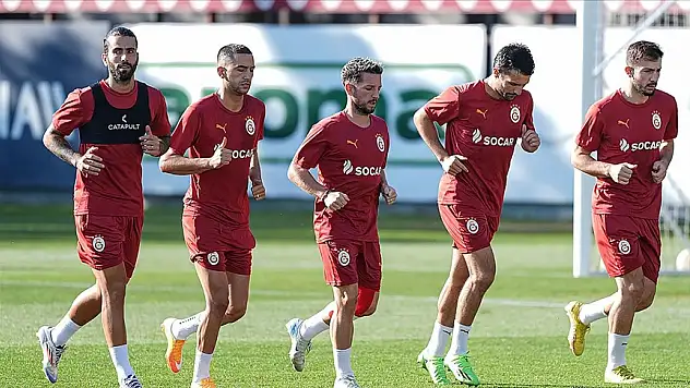 Galatasaray, UEFA Avrupa Ligi için kadrosunu bildirdi