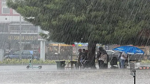 Yurdun kuzey kesimleri için gök gürültülü sağanak uyarısı