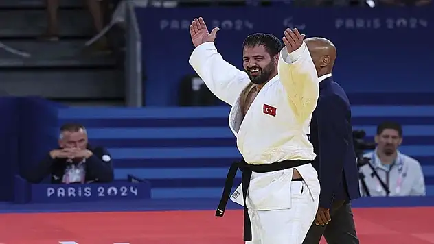 Milli judocu İbrahim Bölükbaşı Paris 2024 Paralimpik Oyunları'nda altın madalya kazandı