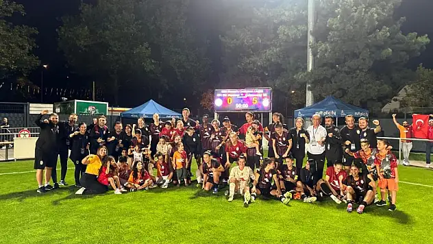 Galatasaray Kadın Futbol Takımı, Şampiyonlar Ligi'nde 2. tura yükseldi