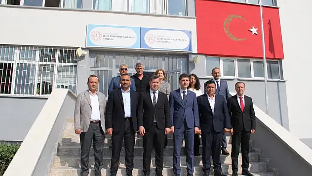 bin 850 öğrenciye kırtasiye desteği