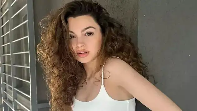 Bir Gece Masalı yıldızı Su Burcu Yazgı Coşkun kimdir? Su Burcu Yazgı Coşkun kaç yaşında, nereli, boyu kaç cm?