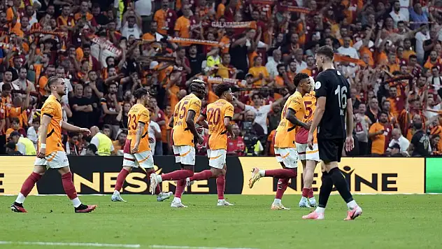 Galatasaray'dan ligde 4'te 4