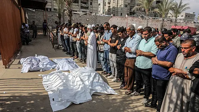 Gazze'de can kaybı 41 bin 595'e yükseldi