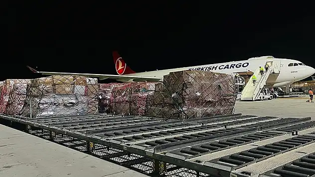 Koli ve kargo gönderilerinde milyonluk sayı