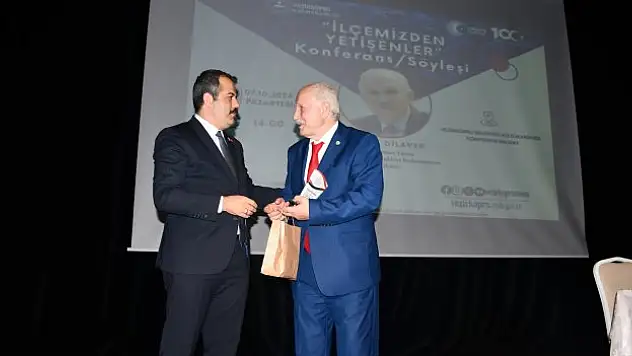 Yazar Dilaver, öğrencilerle buluştu