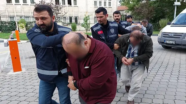 Silah operasyonunda gözaltına alınan 4 kişi adliyede