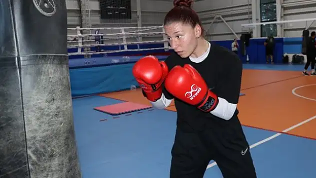 Busenazların izinden gitmek istiyor