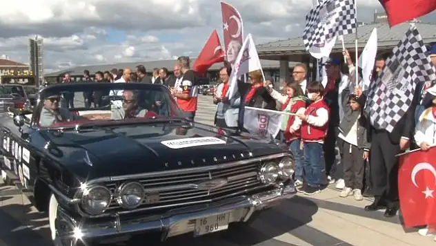 Farkındalığı artırmak için yola çıktı