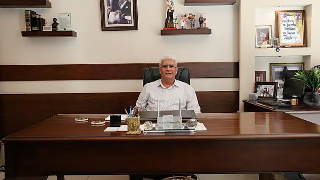 'Tüp mide ameliyatı olanlarda düşük ayak sendromu tehlikesi var'