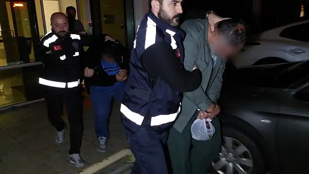Araç satın alan 2 kişi tutuklandı