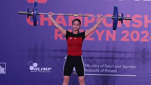 Polonya'da 3 altın madalyayla Avrupa şampiyonu