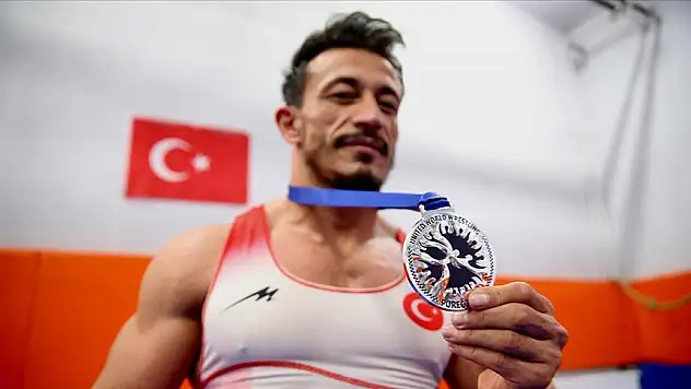 Milli güreşçi kariyerini dünya şampiyonluğuyla noktalamak istiyor