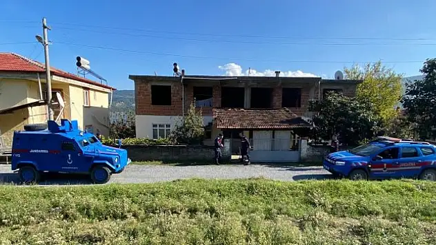 10 yıl 6 ay hapis cezası bulunuyordu