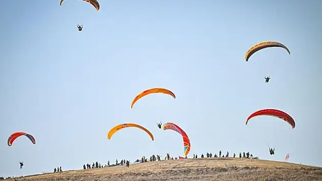 Paraşüt Festivali başladı