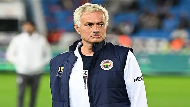 Jose Mourinho'ya 1 maç ceza