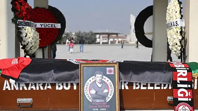 Eski futbolcu Soyuer'e son görev