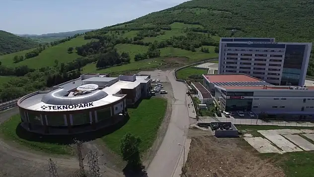 OMÜ'lü akademisyenlerin 'Mükemmeliyet Mührü' başarısı