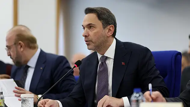 Bakan Bayraktar: 'Günlük doğal gaz üretimimizi 20 milyon metreküpe çıkaracağız'