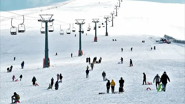 'Akdağ Kayak Merkezi' sezona hazır