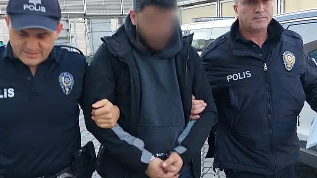 Eski patron, eski çalışanını darp etti