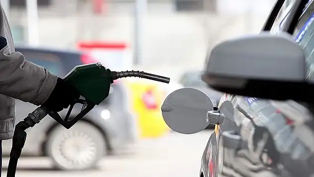 Kamuya toplu akaryakıt alımıyla 3 milyar lira tasarruf sağlandı