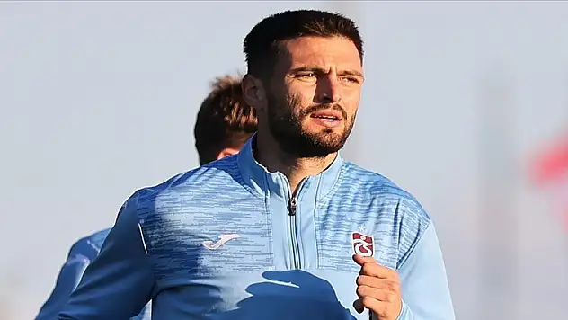 Trabzonsporlu Okay Yokuşlu'dan üzücü haber!