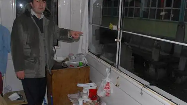 Hırsız, Mezarlığın Bekçi Kulübesini Soydu