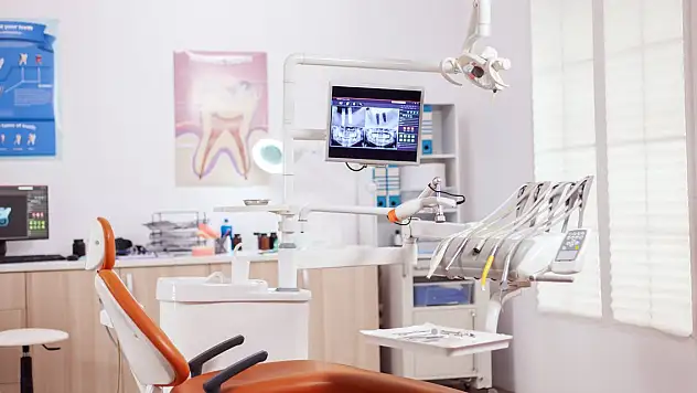 Diş Kliniği Seçiminde Dikkat Etmeniz Gereken 5 Önemli Nokta