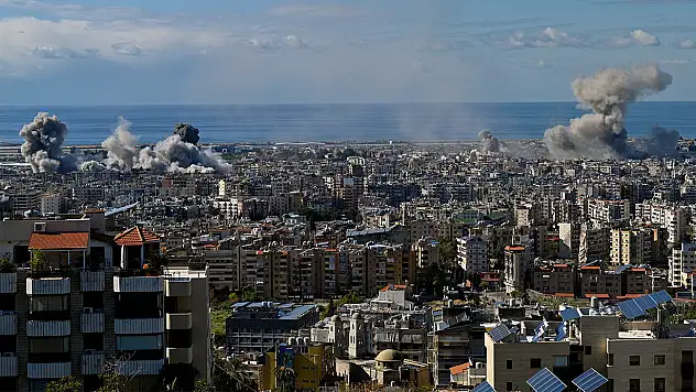 İsrail ile Lübnan arasında sağlanan ateşkes antlaşması yürürlüğe girdi