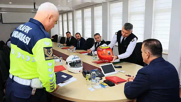 Motosiklet kullanıcılarına 'Kask' eğitimi