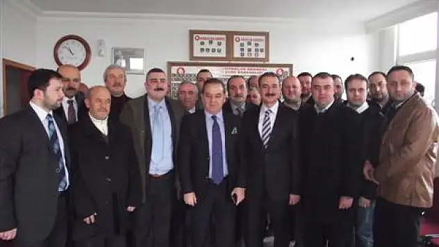 Yıldız ve Dündar'dan Oduncu'ya ziyaret