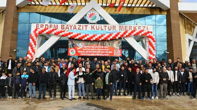 Milyonluk güvercinler festivalde buluştu