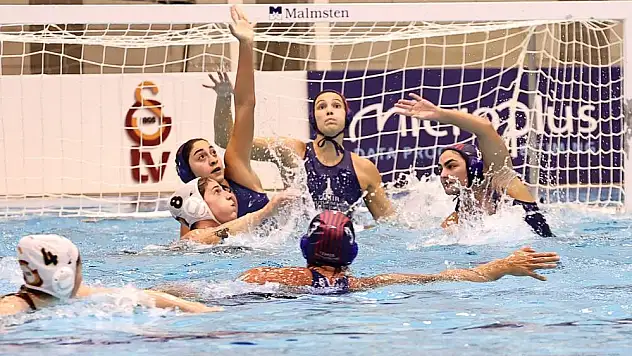 Türk takımlarından sutopunda tarihi başarı