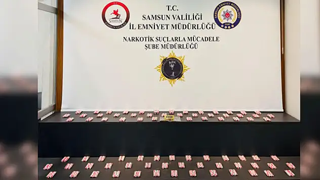 2 KİŞİ UYUŞTURUCUYLA YAKALANDI