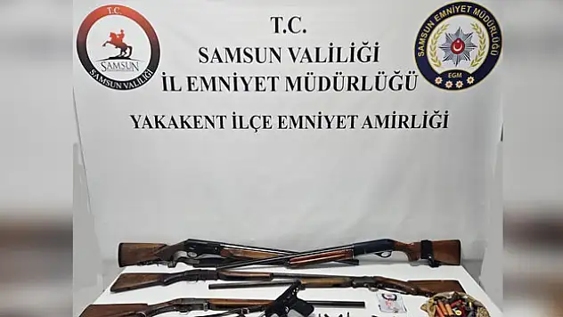2 kişi ruhsatsız silah ve mermiyle yakalandı
