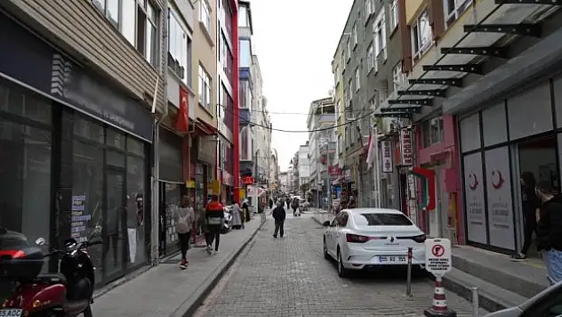 Samsun'da dükkanlar boşaldı