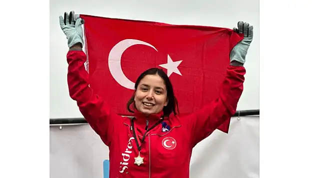 Bengisu Avcı'dan 3 altın madalya