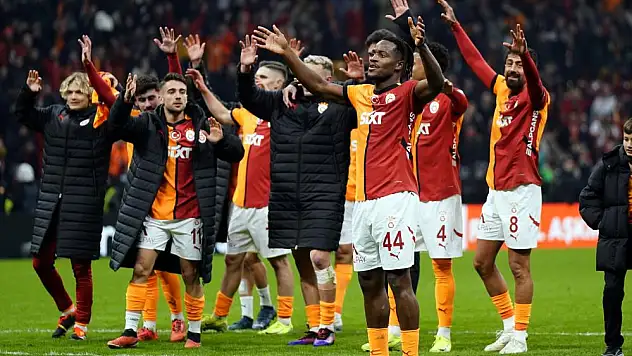 Maç sonu 3'lüsü Michy Batshuayi'den